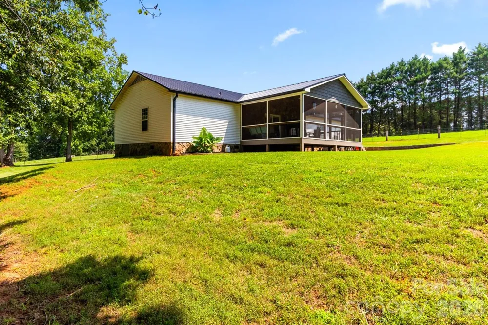 393 Cedar Grove Church Road Vale, NC 28168