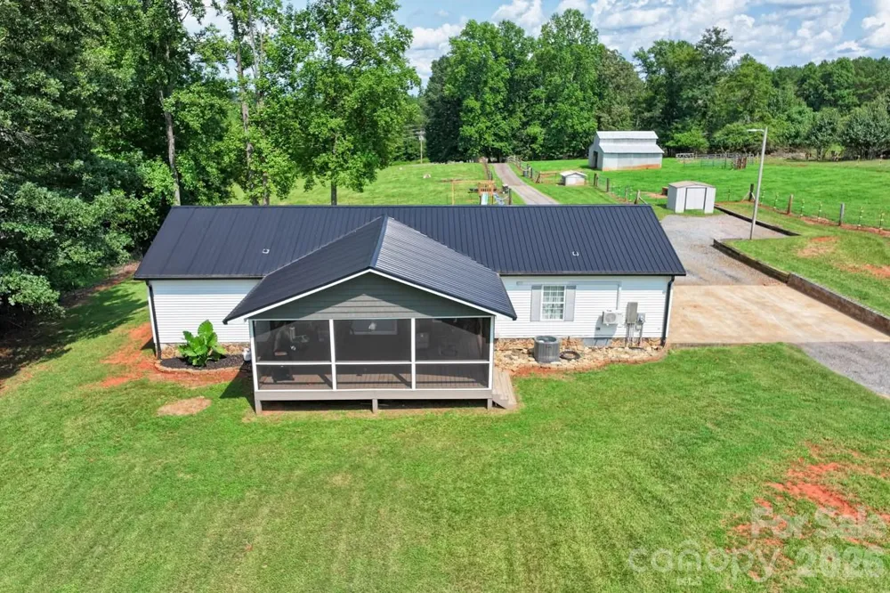 393 Cedar Grove Church Road Vale, NC 28168