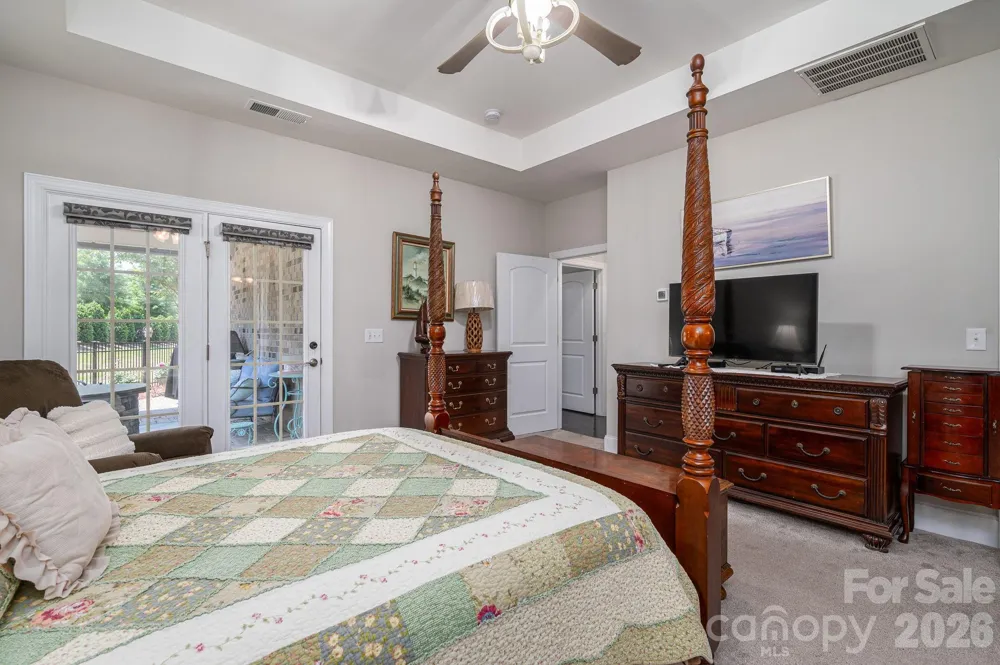 5228 Courtyard Lane Belmont, NC 28012