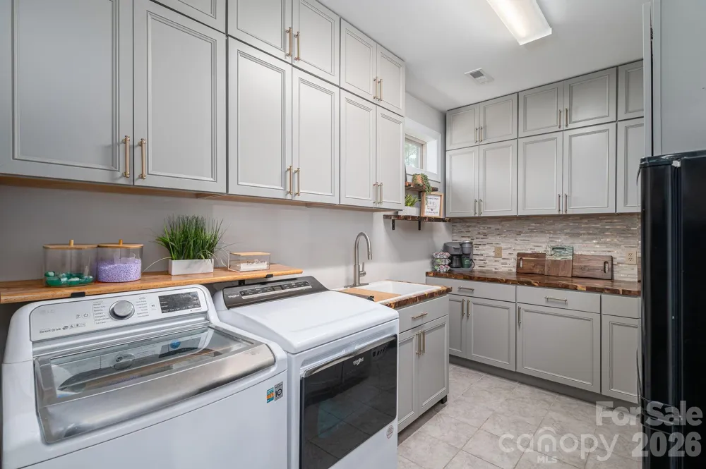 5228 Courtyard Lane Belmont, NC 28012