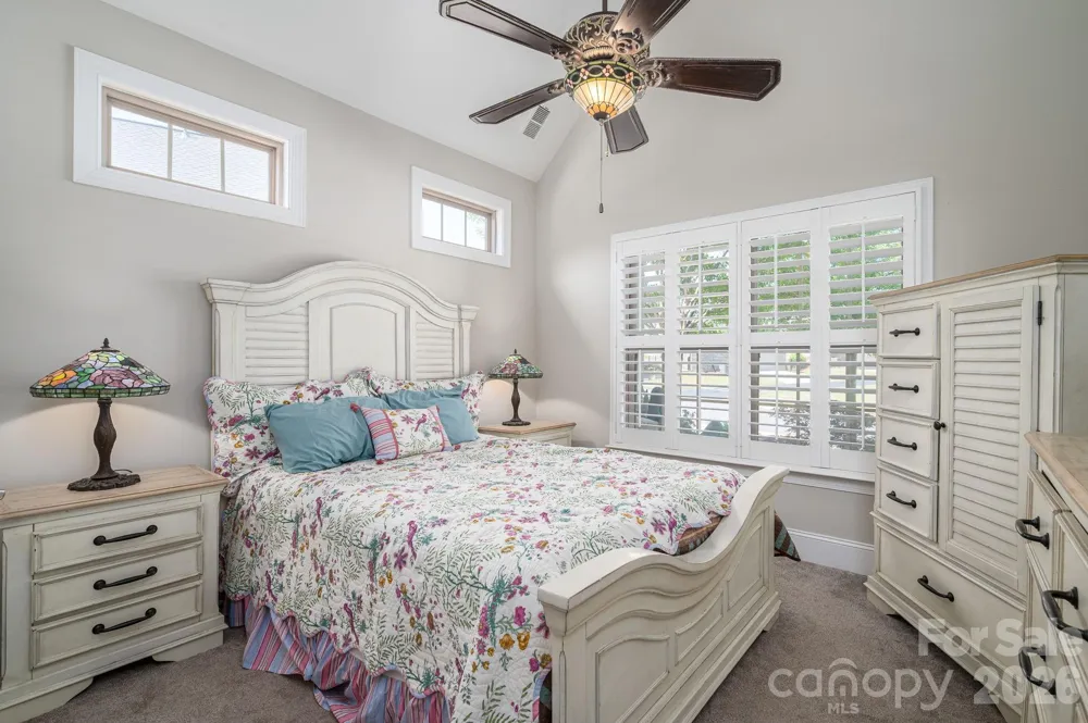 5228 Courtyard Lane Belmont, NC 28012