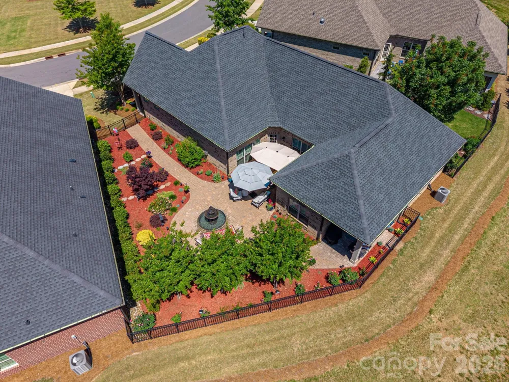 5228 Courtyard Lane Belmont, NC 28012