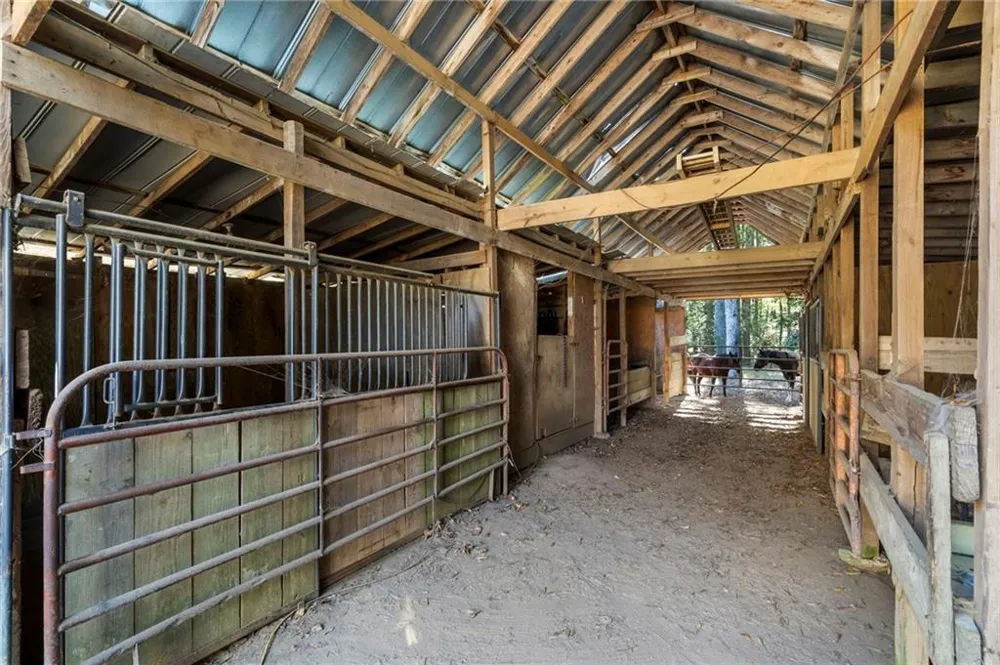 7790 Atlanta Newnan Road Chattahoochee Hills, GA 30268