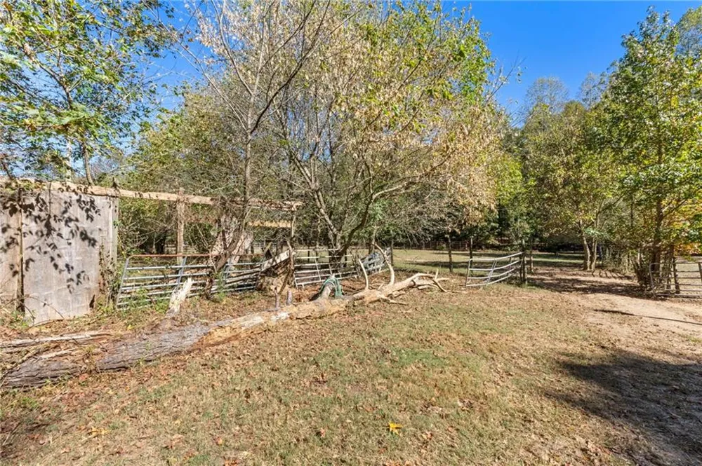 7790 Atlanta Newnan Road Chattahoochee Hills, GA 30268