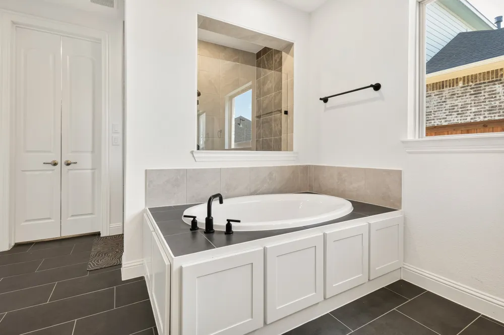 4125 Fall Aster Way Aubrey, TX 76227