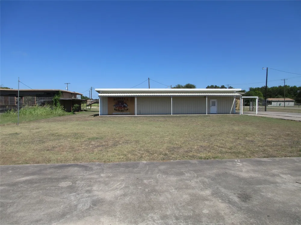 Commerce Marlin, TX 76661