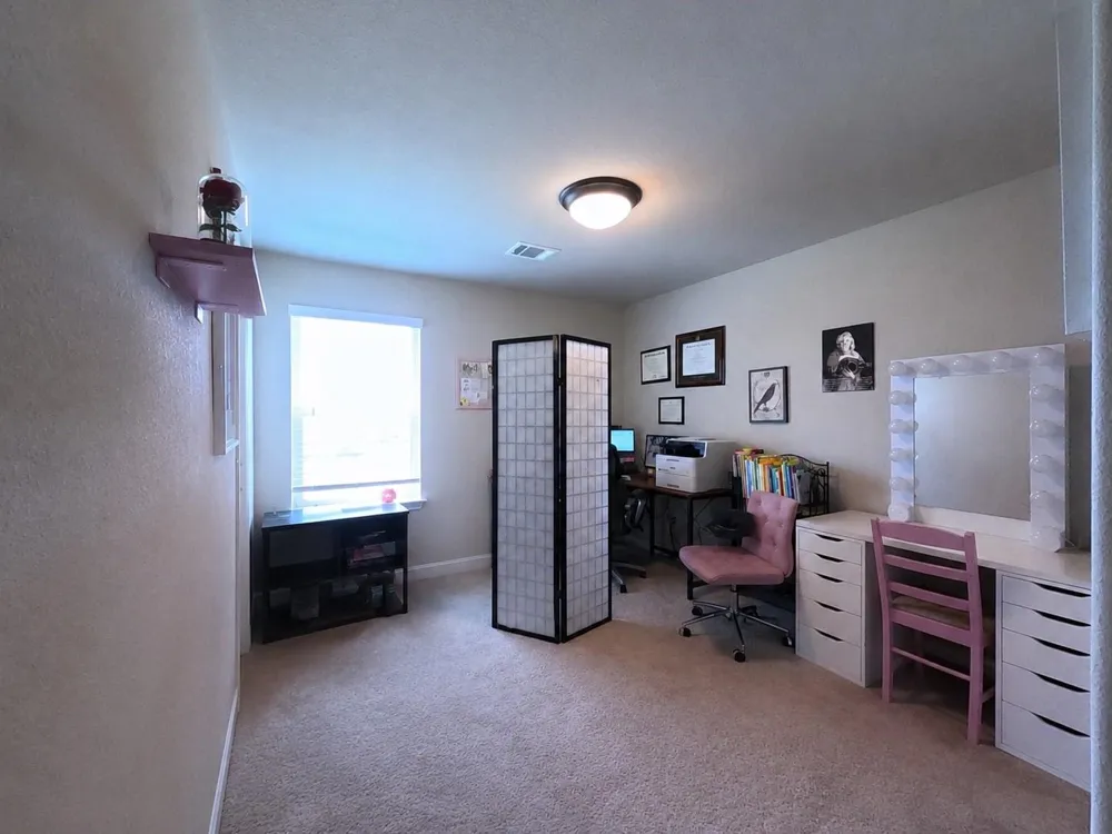 377 Selah Court Alvin, TX 77511