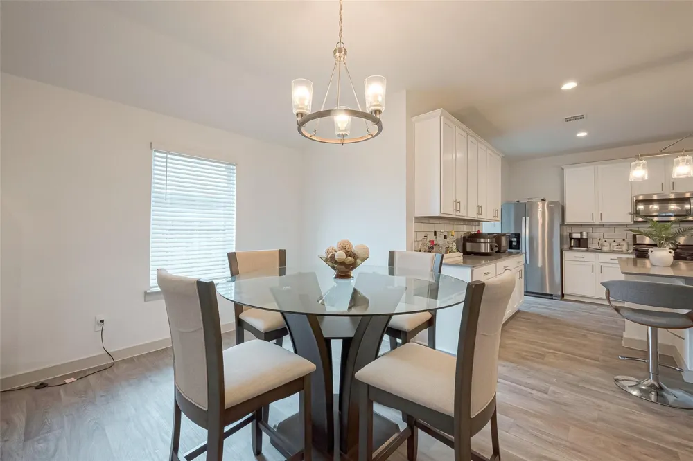 17 Desert Spring Lane Manvel, TX 77578