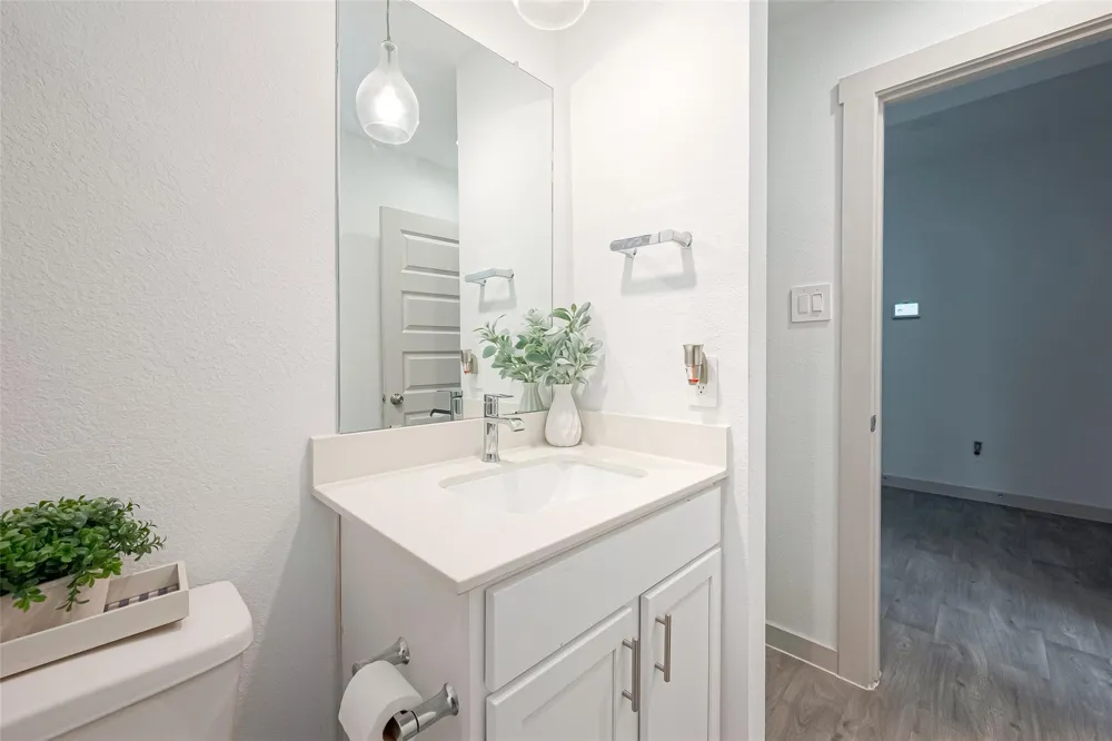 17 Desert Spring Lane Manvel, TX 77578