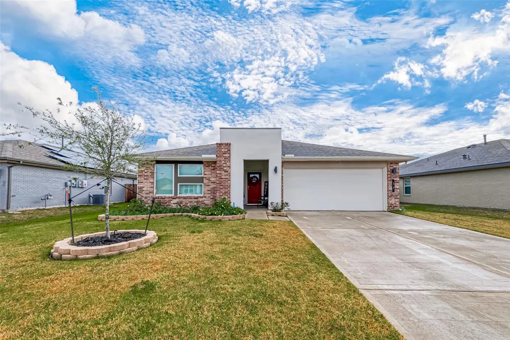 17 Desert Spring Lane Manvel, TX 77578