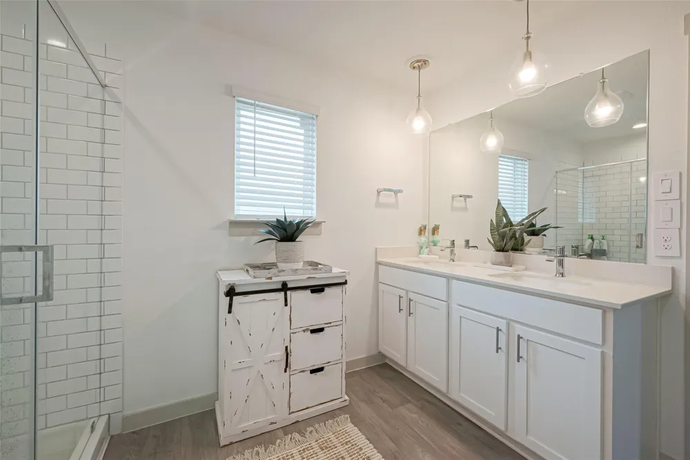 17 Desert Spring Lane Manvel, TX 77578
