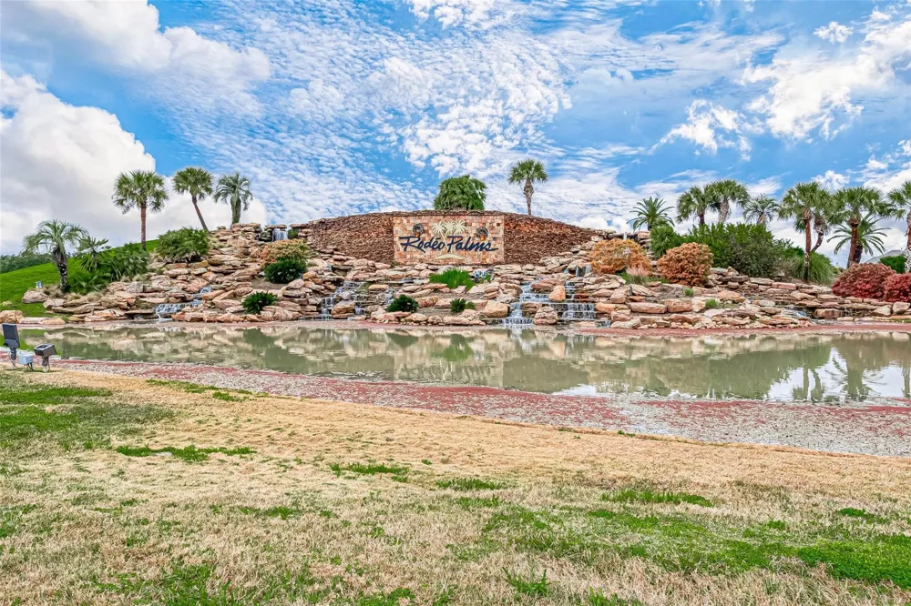 17 Desert Spring Lane Manvel, TX 77578