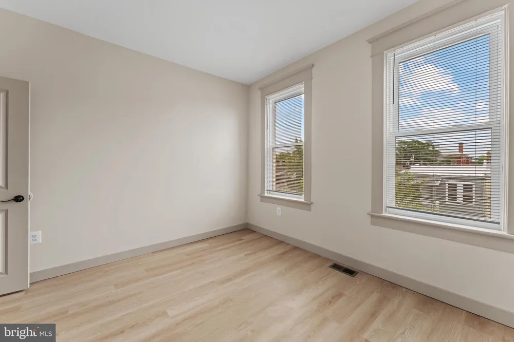 1909 RUXTON AVENUE Baltimore, MD 21216