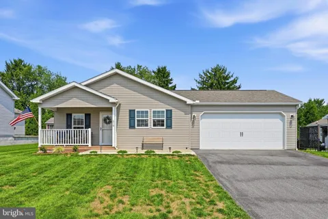516 SAINT PATTY DRIVE