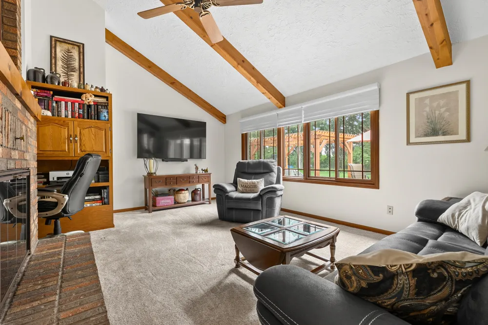 43501 Duane Lane Paw Paw, MI 49079