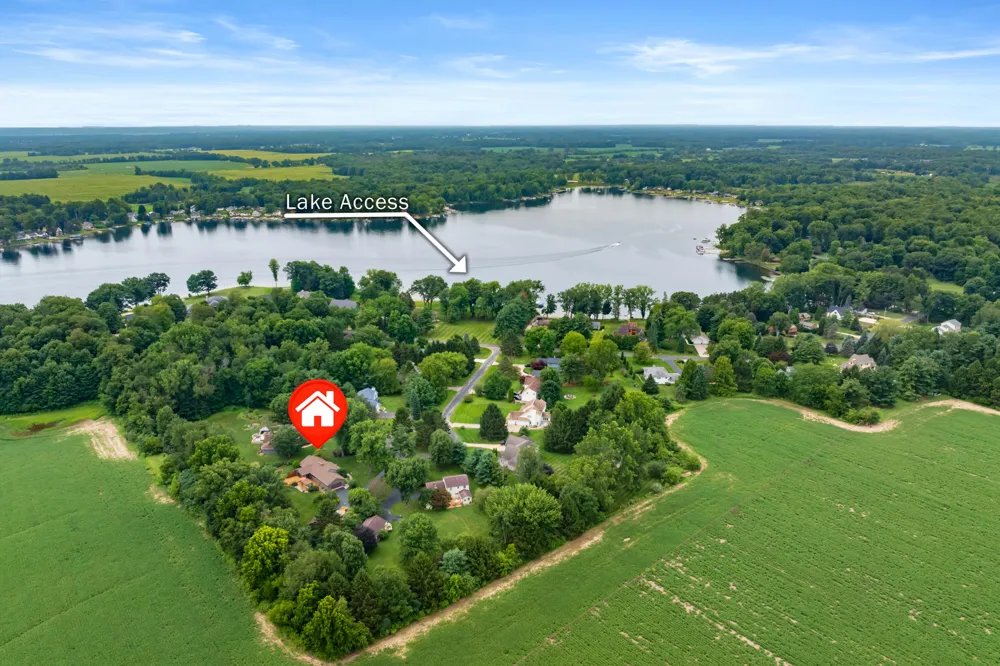 43501 Duane Lane Paw Paw, MI 49079
