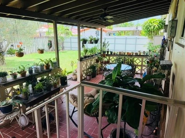 245 W 60th St Hialeah, FL 33012