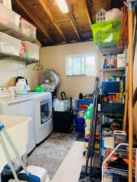 245 W 60th St Hialeah, FL 33012