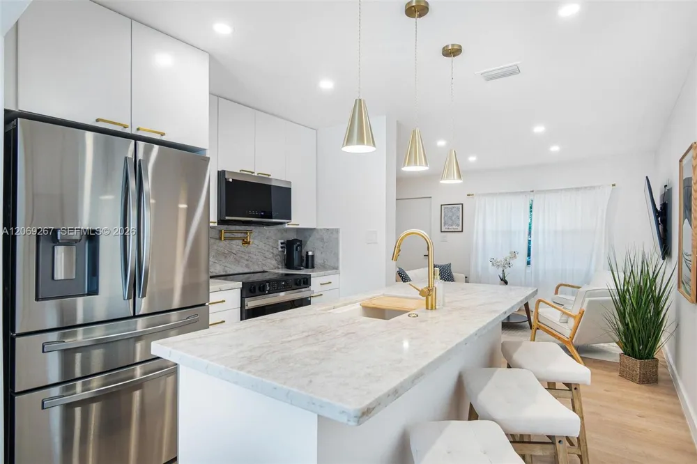 12325 NE 11th Pl North Miami, FL 33161