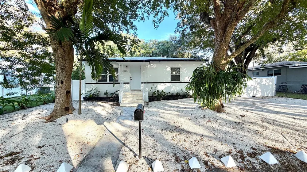 12325 NE 11th Pl North Miami, FL 33161