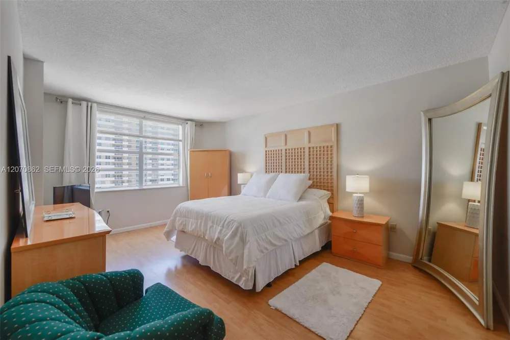 1950 S Ocean Dr #7G Hallandale Beach, FL 33009
