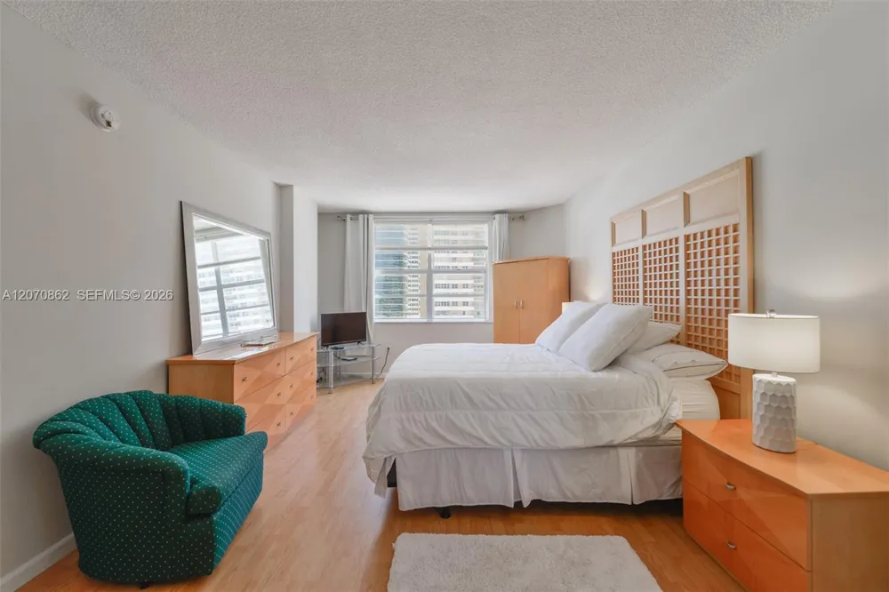1950 S Ocean Dr #7G Hallandale Beach, FL 33009