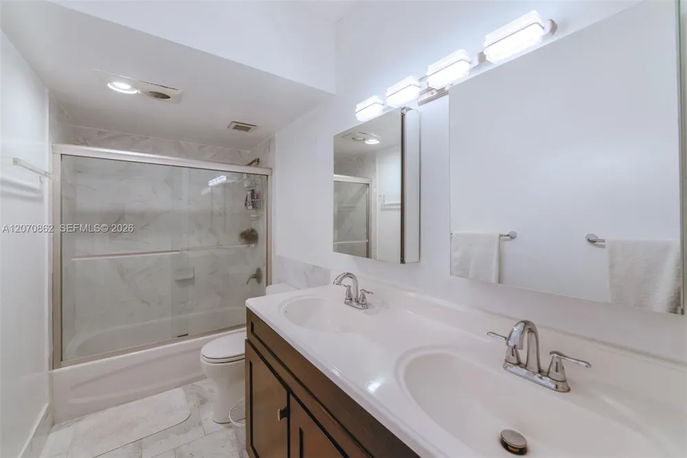 1950 S Ocean Dr #7G Hallandale Beach, FL 33009