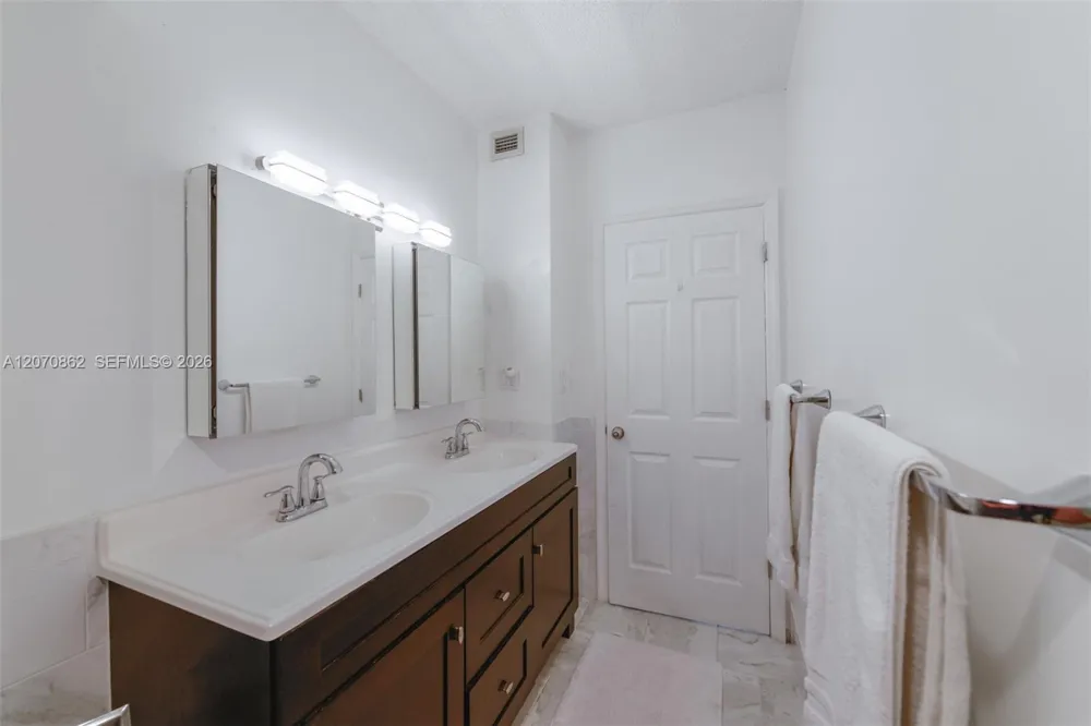 1950 S Ocean Dr #7G Hallandale Beach, FL 33009