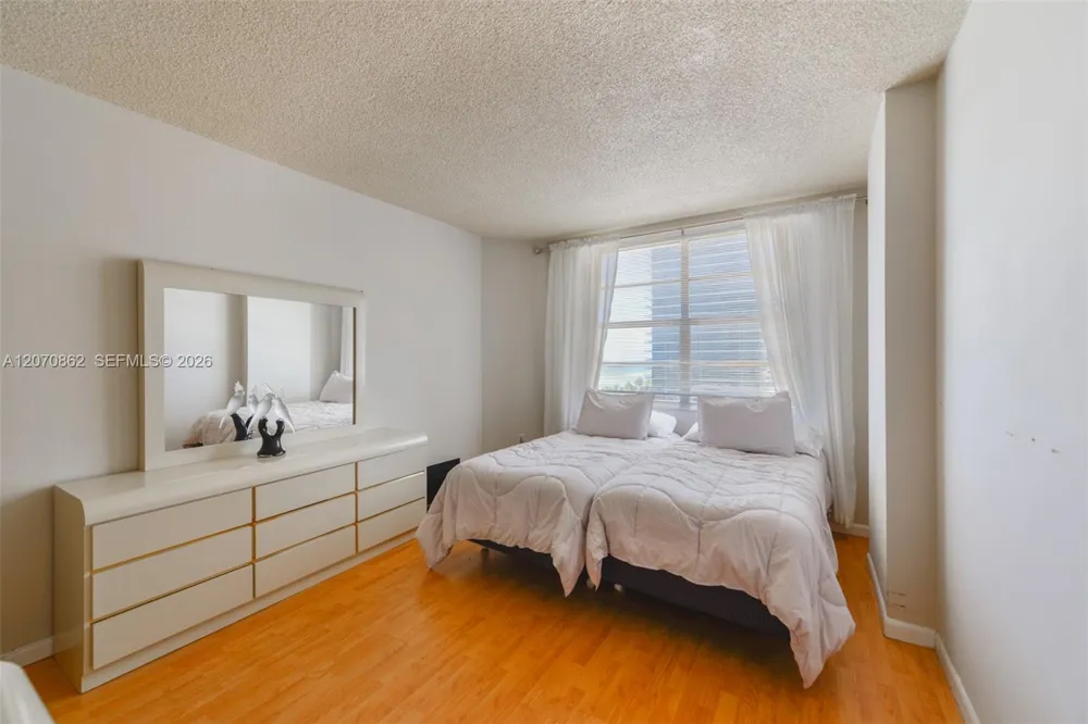 1950 S Ocean Dr #7G Hallandale Beach, FL 33009
