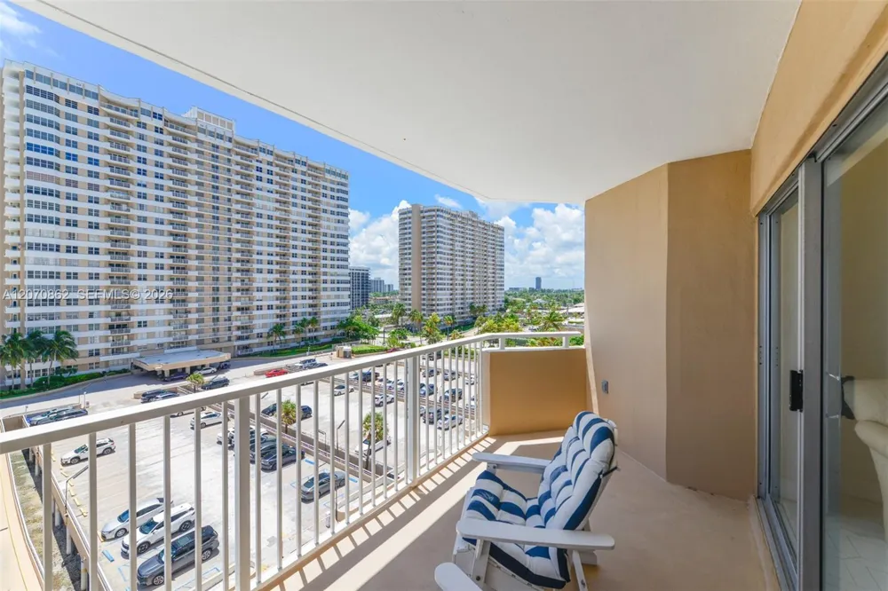 1950 S Ocean Dr #7G Hallandale Beach, FL 33009