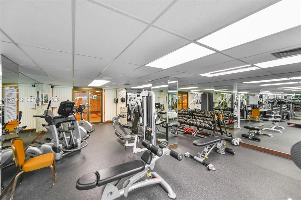 1950 S Ocean Dr #7G Hallandale Beach, FL 33009