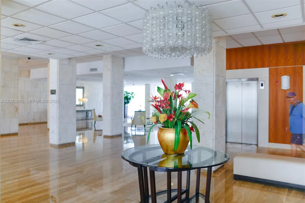 1950 S Ocean Dr #7G Hallandale Beach, FL 33009