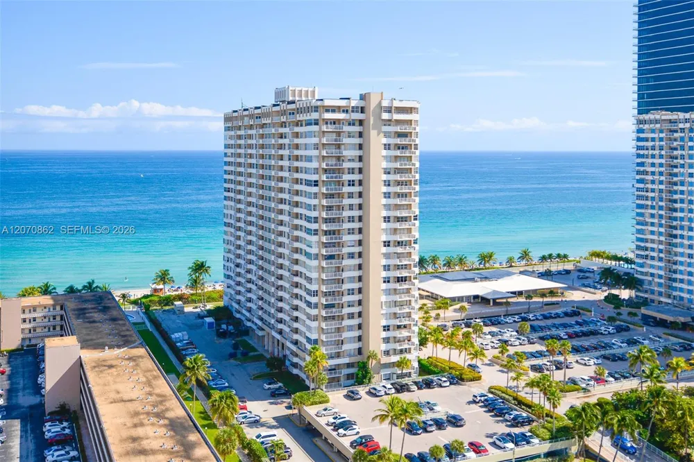 1950 S Ocean Dr #7G Hallandale Beach, FL 33009