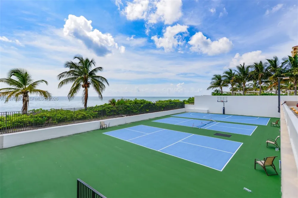 1950 S Ocean Dr #7G Hallandale Beach, FL 33009