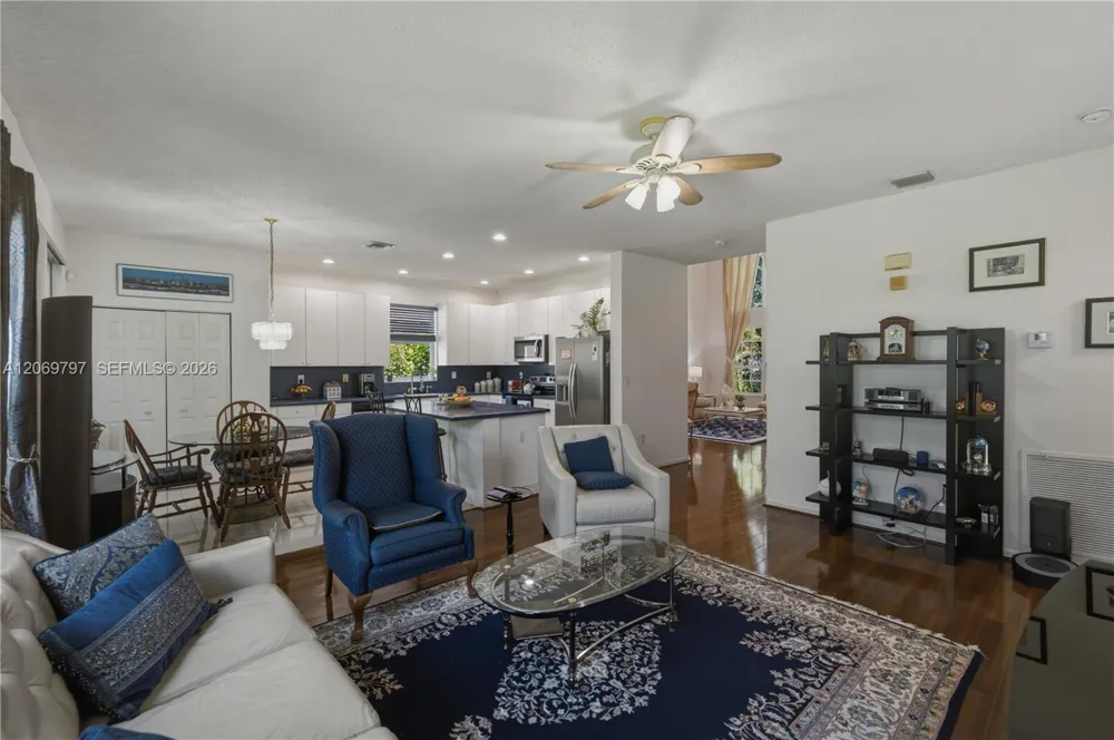1268 NW 144th Ter Pembroke Pines, FL 33028