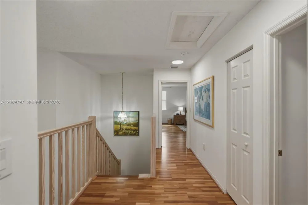 1268 NW 144th Ter Pembroke Pines, FL 33028