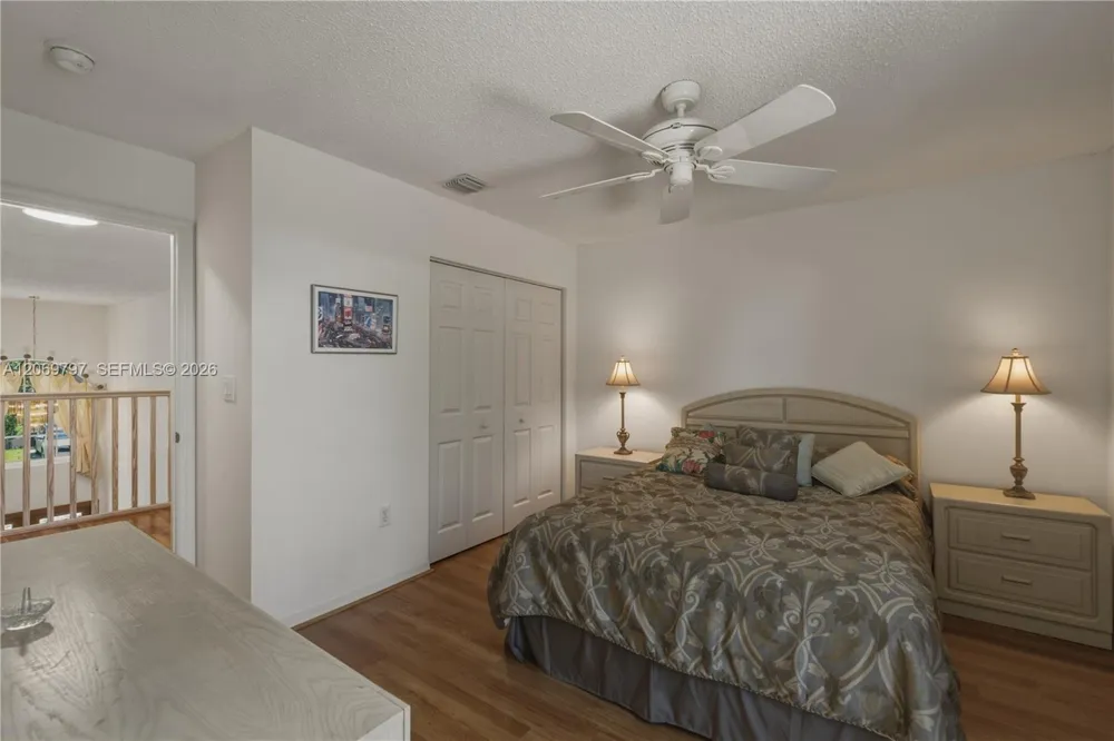 1268 NW 144th Ter Pembroke Pines, FL 33028