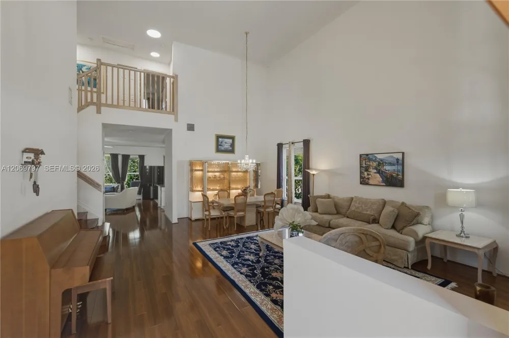 1268 NW 144th Ter Pembroke Pines, FL 33028
