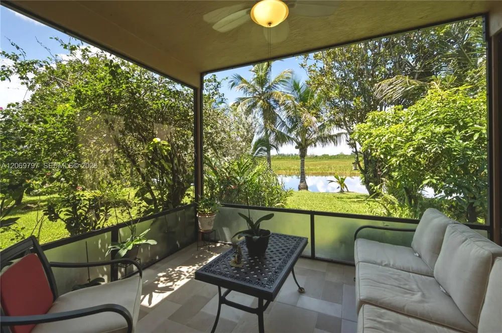 1268 NW 144th Ter Pembroke Pines, FL 33028