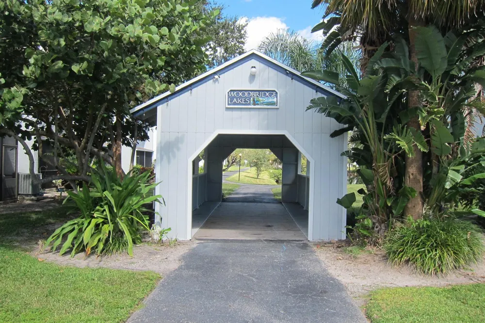 1517 Woodbridge Lakes Circle West Palm Beach, FL 33406