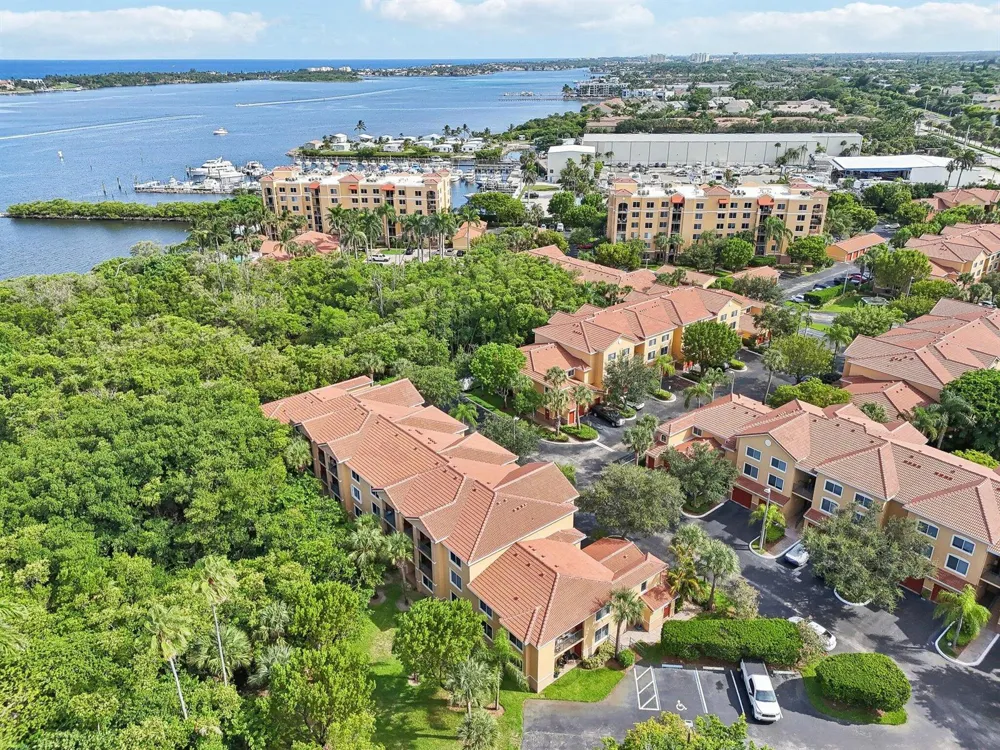 300 Scotia Drive #3040 Hypoluxo, FL 33462