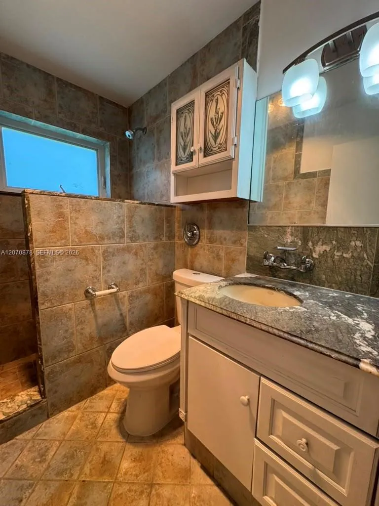 2394 NW 52nd Ct #2394 Tamarac, FL 33309