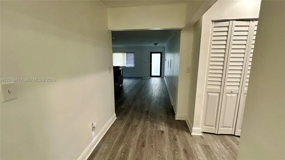 230 NW 8th Ave Dania Beach, FL 33004