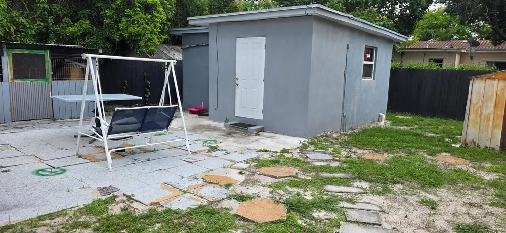 340 NW 117TH STREET Miami, FL 33168