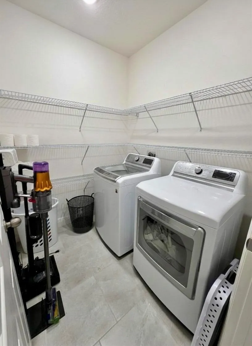 260 Hamlet Lp Davenport, FL 33837