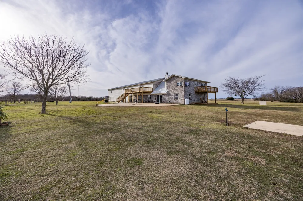 1522 Burney Cemetary Calera, OK 74730