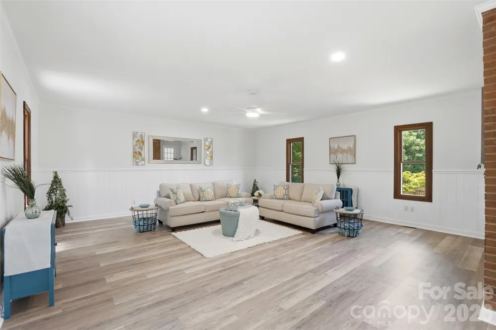 9624 Central Drive Mint Hill, NC 28227