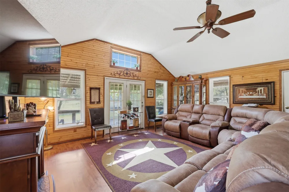 2868 State Highway 37 Clarksville, TX 75426