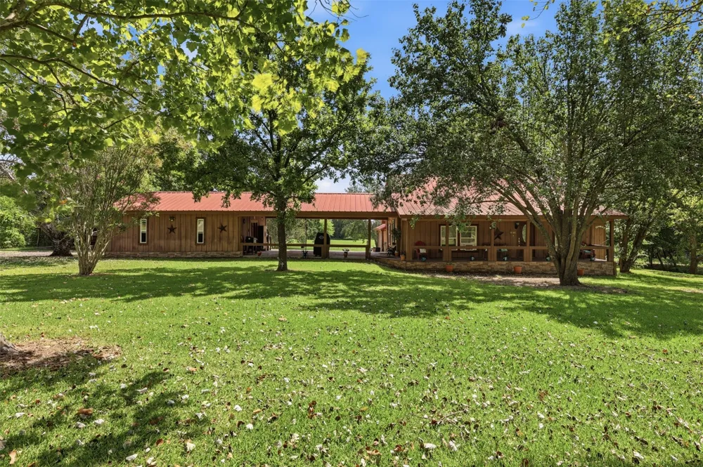 2868 State Highway 37 Clarksville, TX 75426