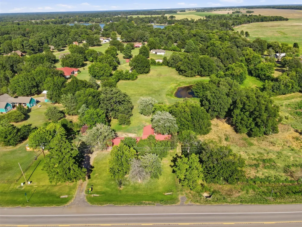 2868 State Highway 37 Clarksville, TX 75426